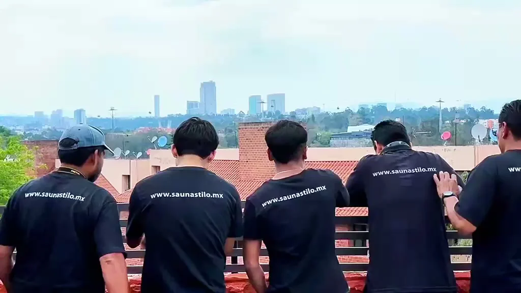 Equipo de Sauna Stilo en instalación
